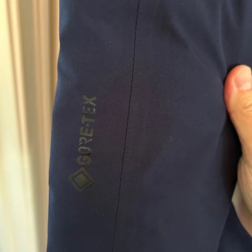Marmot Kristina Jacket, GORE-TEX, XS, like new - Picture 9 of 10